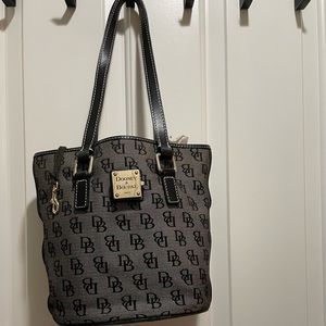 Dooney & Bourke signature bucket bag